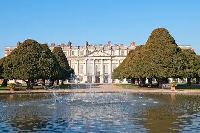 Windsor Castle & Hampton Court Palace, Private Tour Including entry pass - Understanding the price of $612.44 per person