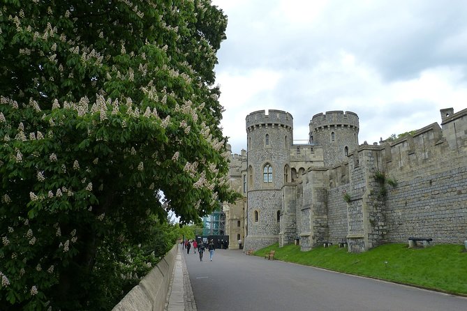 Windsor Castle & Hampton Court Palace, Private Tour Including entry pass - Who will get the most from this outing