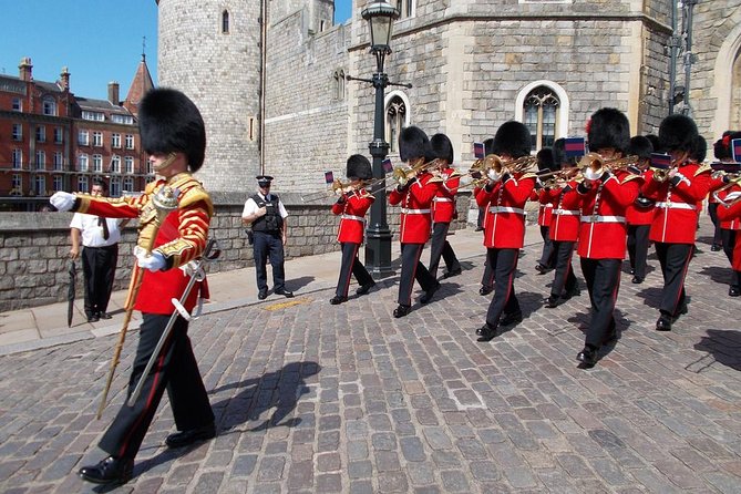Windsor Castle private vehicle service from London with Admission tickets - Timing, group size, and comfort
