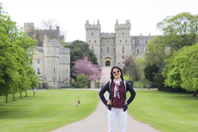 Windsor Castle, Stonehenge and Oxford Day Guided Tour from London - Stonehenge and the mystery of the stones