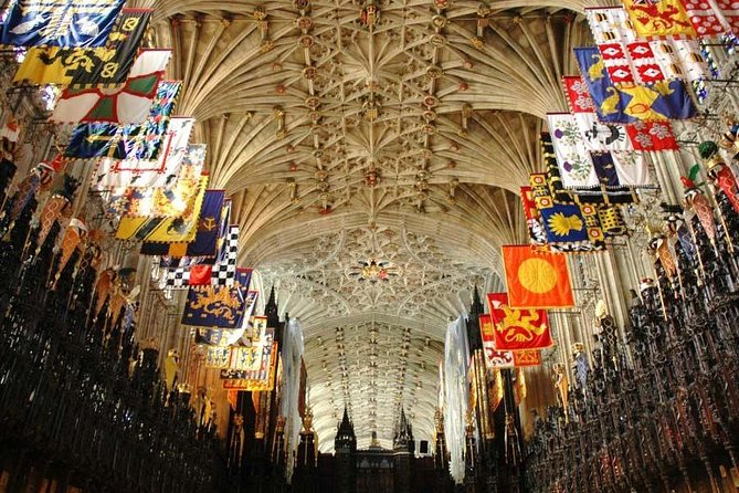 Windsor Castle, Stonehenge & Salisbury Cathedral Guided Tour - Stonehenge after the city sights