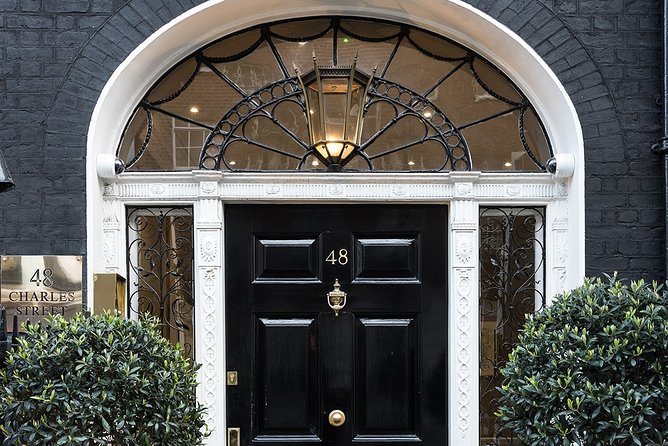 Winston Churchill's London - A Very Small Group Walking Tour - Spencer House and the Churchill family connection