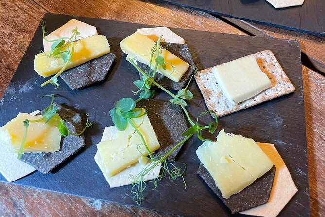 York on a Fork Food Tour - Why this food walk works well on your first day