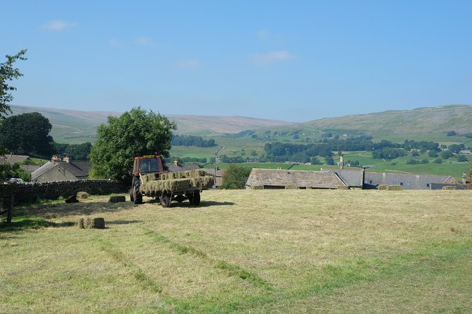 Yorkshire Dales from Windermere - Crossing Buttertubs Pass